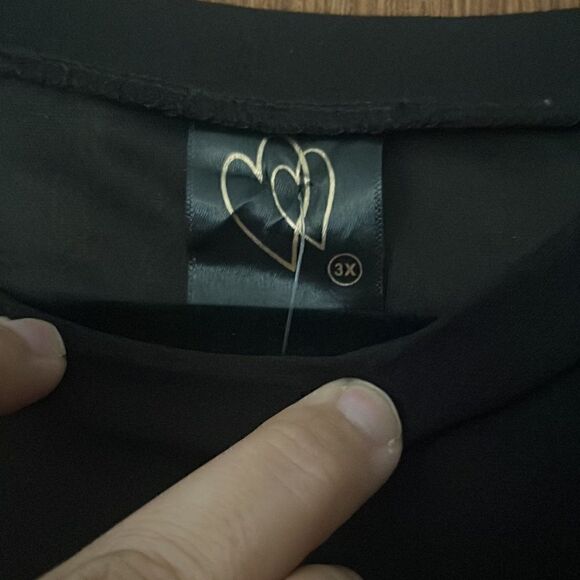 Black Ruffled Sleeve Lightweight Dress Sweater - Picture 3 of 5